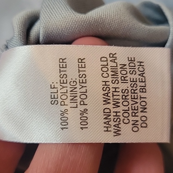 Beautiful Lulu's dress - Picture 8 of 8